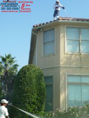 Katy-Memorial Roof Cleaning & Power Washing cleaning tile roof